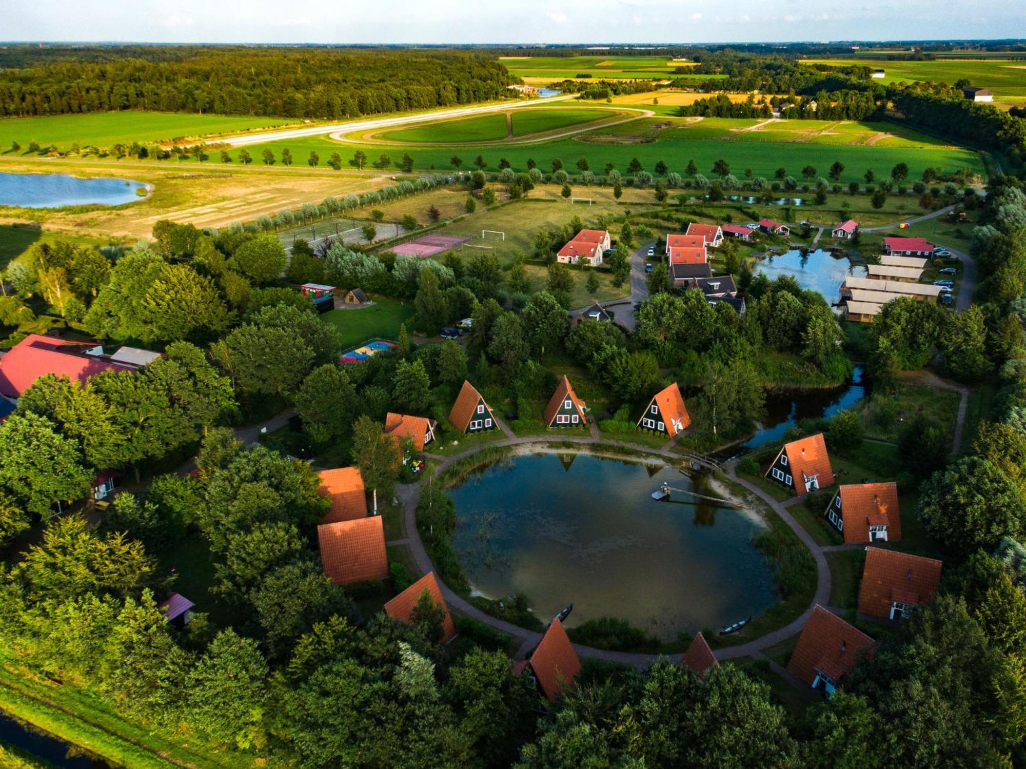 Vakantiepark Eigen Wijze Bant エクステリア 写真